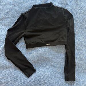 Set Active high neck crop top size small in black